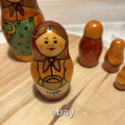 Russian 2011 Nesting Doll Country Lady with Chicken Hand Painted 8 Pcs Signed