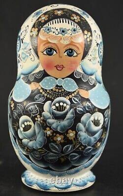 Russian 7 Nesting Doll Matryoshka Hand Painted SIGNED 7 Pieces
