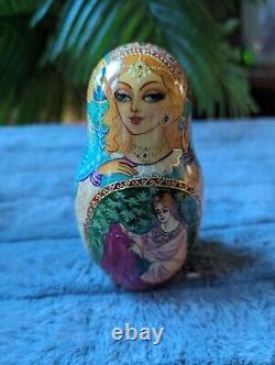 Russian Collectable Handmade Nesting Doll