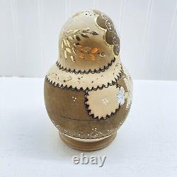 Russian Matrjoska Nesting Dolls 8 Pieces Gold Brown Signed