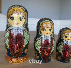 Russian Matryoshka Nesting Doll Turist Hotel 7 Piece Ivanovo Great