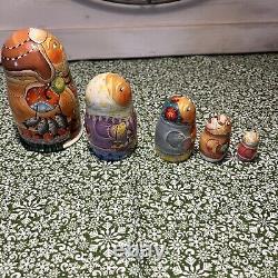 Russian Matryoshka Nesting Dolls Russian Winter 5 Piece Signed