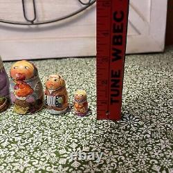 Russian Matryoshka Nesting Dolls Russian Winter 5 Piece Signed