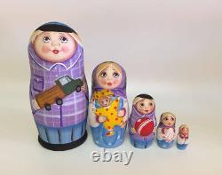 Russian Matryoshka Wooden Nesting Dolls 5 Pieces Unique Coloring Set #12