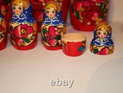 Russian Nesting Doll 30 Pieces Artist Agafya Tihonovna Petrova