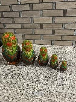 Russian Nesting Dolls Fall Season Hand Painted 5 pcs 4.5 Tall