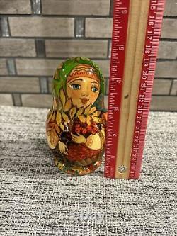 Russian Nesting Dolls Fall Season Hand Painted 5 pcs 4.5 Tall