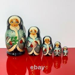 Russian Nesting Dolls Winter Hand Painted Wooden Signed 5 Pcs