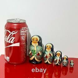 Russian Nesting Dolls Winter Hand Painted Wooden Signed 5 Pcs