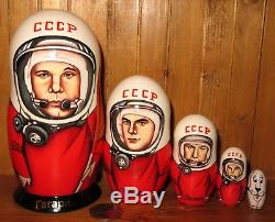 Russian Nesting dolls Matryoshka SPACE Gagarin Titov Leonov Belka USSR cosmonaut