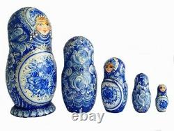 Russian Nesting dolls stacking Matryoshka Painted At Hand Artist Voronina 5 Pcs
