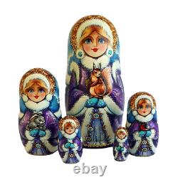 Russian Nesting dolls stacking Matryoshka Painted At Hand By Glouchen 5 PC Girl