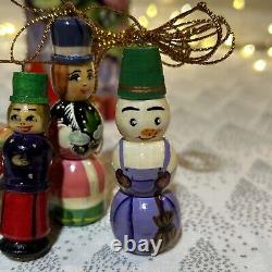 Russian Wood Winter Nesting Doll with 5 Christmas Tree Ornaments