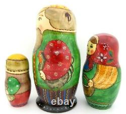 Russian nesting dolls Matryoshka 3 TRADITIONAL DAD & Chicken Babushka RYABOVA