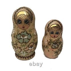 Sergiev Posad Russian Matryoshka Nesting Dolls Signed (5 Dolls)