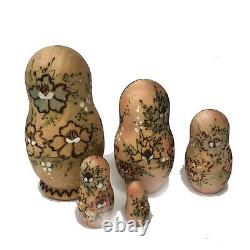 Sergiev Posad Russian Matryoshka Nesting Dolls Signed (5 Dolls)