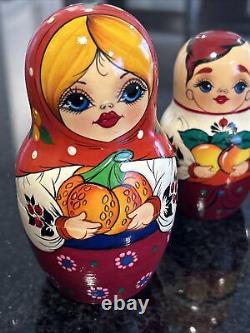 Set of 7 Russian Family Nesting Dolls Matryoshka Stacking Signed