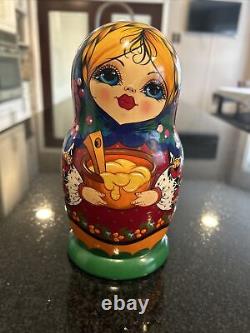 Set of 7 Russian Family Nesting Dolls Matryoshka Stacking Signed