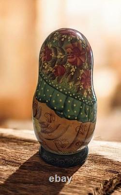 Signed Russian Nesting Dolls from Russia Babushka Signed Hand Painted 7 Dolls