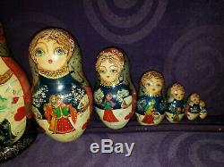 Snow 7 Piece Russian Babushka Nesting Doll Stacking Toy Matryoshka Set Signed