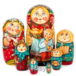 Traditional Russian Doll Nesting Doll Matryoshka Wooden Stacking Doll 8 / 7 pcs