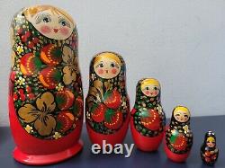 Traditional Russian Matryoshka Babushka Nesting Wooden Dolls Hand Painted 17cm