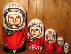 USSR cosmonaut Gagarin SPACE Russian Nesting dolls Titov Leonov Belka 5 Babushka