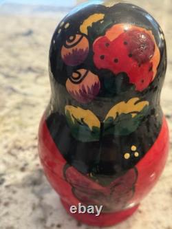 VTG Hand painted Authentic Ukrainian nesting dolls Set Of 5 Made In Ukraine Read
