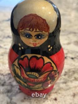 VTG Hand painted Authentic Ukrainian nesting dolls Set Of 5 Made In Ukraine Read