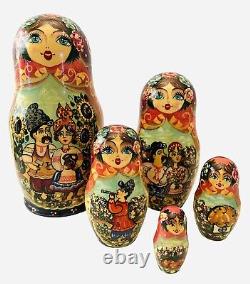 VTG Matryoshka Russian Handpainted Couple Country Scene 5PC Nesting Dolls RARE