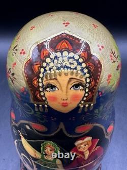 VTG Russian Matryoshka Nesting Dolls 8 Hand Painted 7 Pieces Signed by Artist