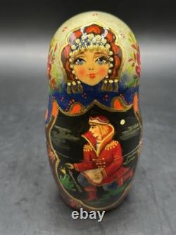 VTG Russian Matryoshka Nesting Dolls 8 Hand Painted 7 Pieces Signed by Artist