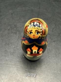 VTG Russian Matryoshka Nesting Dolls 8 Hand Painted 7 Pieces Signed by Artist