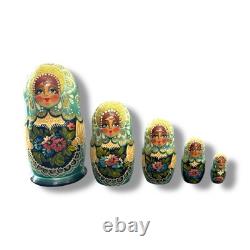VTG Russian Nesting Doll Matryoshka 7.25 Wooden Stacking Set 5 Rare Wood Art