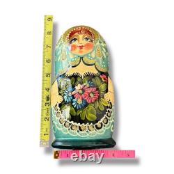 VTG Russian Nesting Doll Matryoshka 7.25 Wooden Stacking Set 5 Rare Wood Art