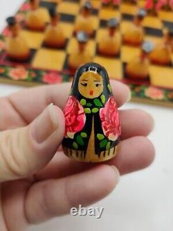VTG USSR Hand Painted Babushka Matryoshka Nesting Dolls Floral Wood Chess Set