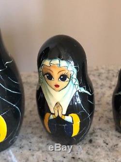 Vintage 1993 Hand Painted Russian Nesting Dolls Zagorsk Signed 5 Praying Nuns