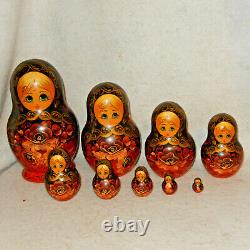 Vintage 9 Pc Russian Nesting Dolls Traditional Hand Painted Matryoshka Babushka