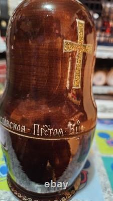 Vintage ARTISAN Signed Religious Russian Nesting Matryoshka 5 Wood Dolls