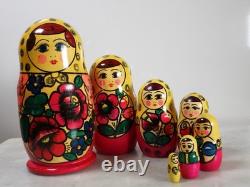 Vintage Handmade 7 Pieces Traditional Russian Nesting Dolls