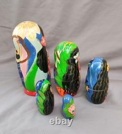 Vintage Handpainted Nesting Doll (5)