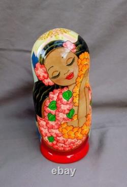 Vintage Handpainted Nesting Doll (5)