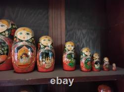 Vintage Matryoshki nesting dolls 10 pieces dated 1993