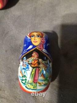 Vintage Russian MATRYOSHKA NESTING DOLL 5 Pc Hand Carved & Painted