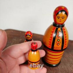 Vintage Russian Matroyshka Nesting Dolls, babushka stacking dolls