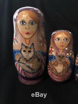 Vintage Russian Matryoshka Babushka Nesting Dolls 8 Pc. Cats Excellent Wood
