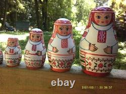 Vintage Russian Matryoshka Nesting Dolls-7 Dolls, from 4 1/4 down to 3/8