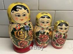 Vintage Russian Nesting Dolls 3 Piece Set