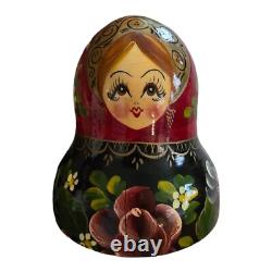 Vintage Russian nesting doll 15 pcs Hand Carved Painted signed 10 Tall
