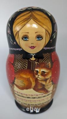 Vintage Set of (5) Maiden Holding a Cat Matryoshka Russian Nesting Dolls